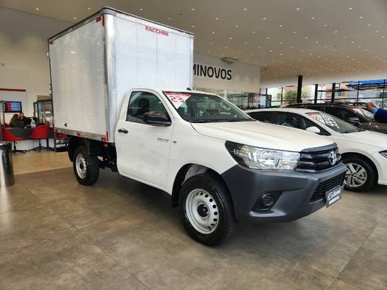 TOYOTA HILUX 2.8 D-4D TURBO DIESEL CHASSI 4X4 MANUAL